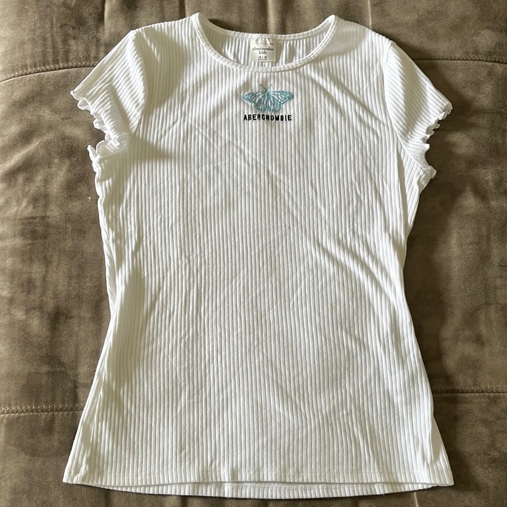 White Abercrombie tshirt